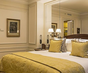 Four-Seasons-Hotel-George_par